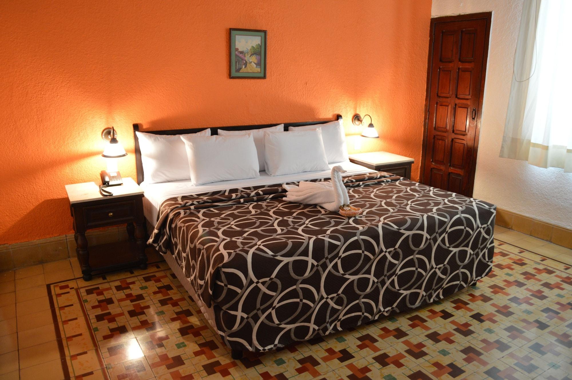 Hotel Colon Mérida Zewnętrze zdjęcie