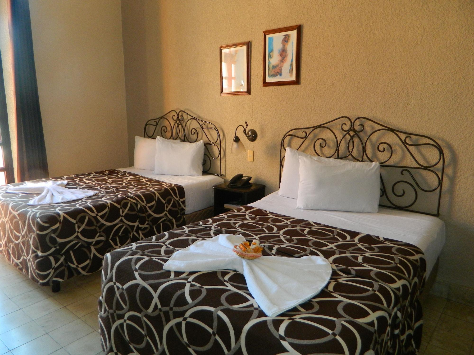 Hotel Colon Mérida Zewnętrze zdjęcie