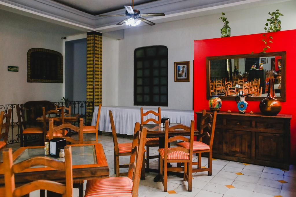 Hotel Colon Mérida Zewnętrze zdjęcie