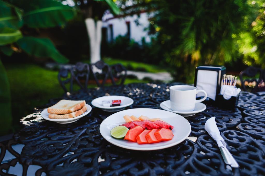 Hotel Colon Mérida Zewnętrze zdjęcie