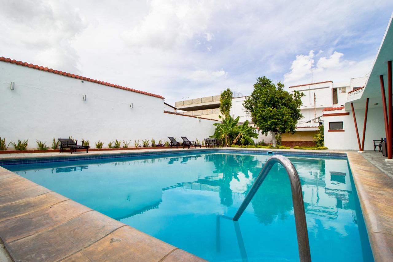 Hotel Colon Mérida Zewnętrze zdjęcie