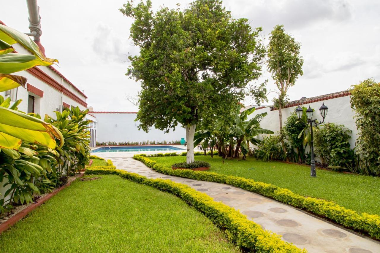 Hotel Colon Mérida Zewnętrze zdjęcie